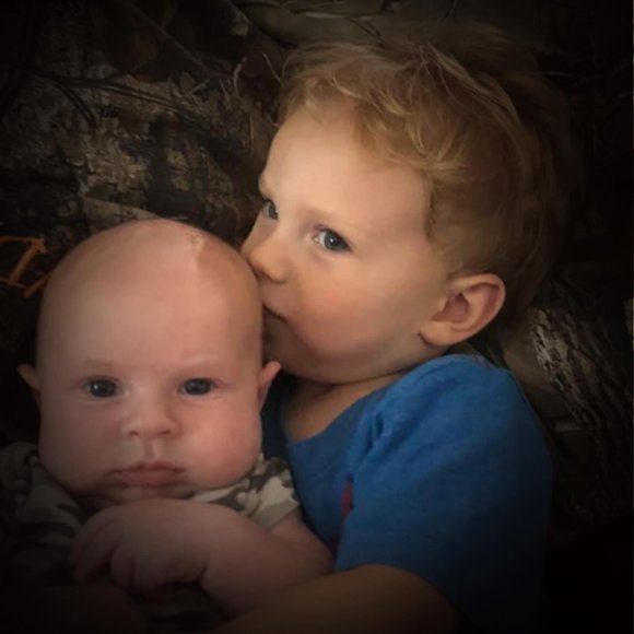 Meet your Posher, Ashley - Picture 1 of 1